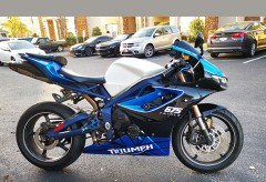 MOTORRAD VERKLEIDUNG FÜR TRIUMPH